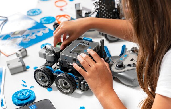 Lợi ích của STEM robotics