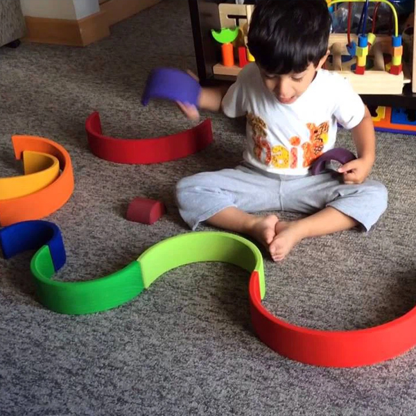 Trò chơi Montessori cho trẻ thông minh hơn