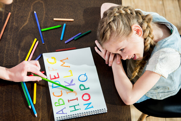 Dạy bé học chữ cái: Phương pháp học tập hiệu quả