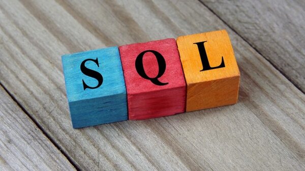 SQL là gì? Tìm hiểu chức năng của các câu lệnh trong SQL