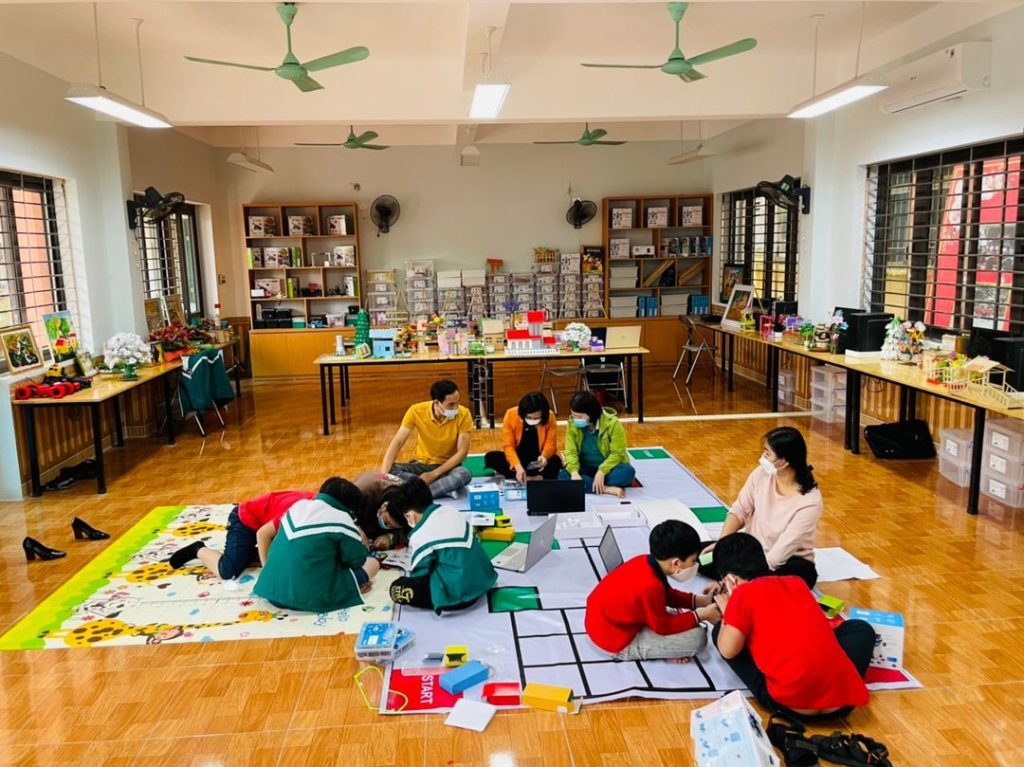 Hoạt động trải nghiệm STEM