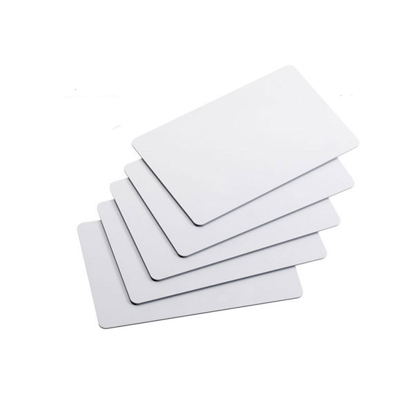 The-tu-nhua-vuong-RFID-Mifare-13.56-MHz-mau-trang-1.jpg