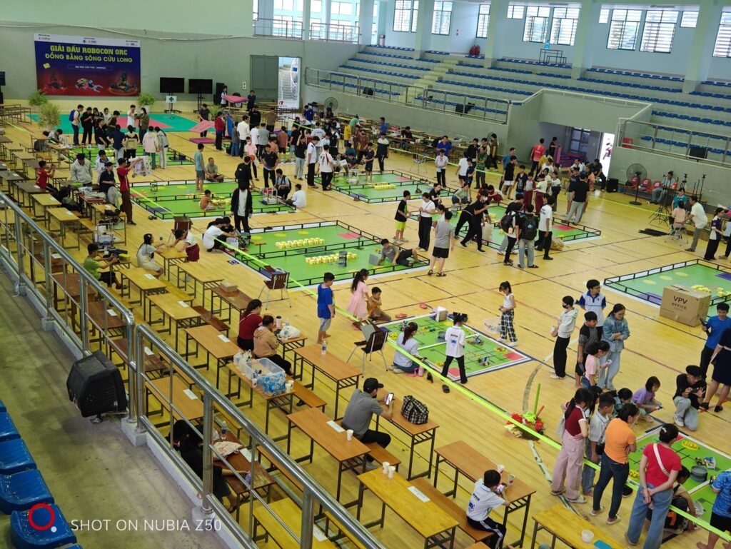 Lợi ích của STEM Robotics cho học sinh Tiểu học và THCS