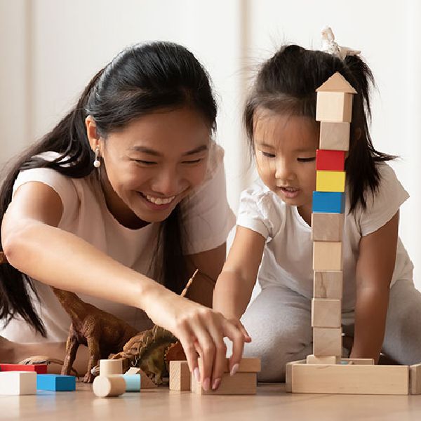 Lưu ý khi chọn đồ chơi cho bé