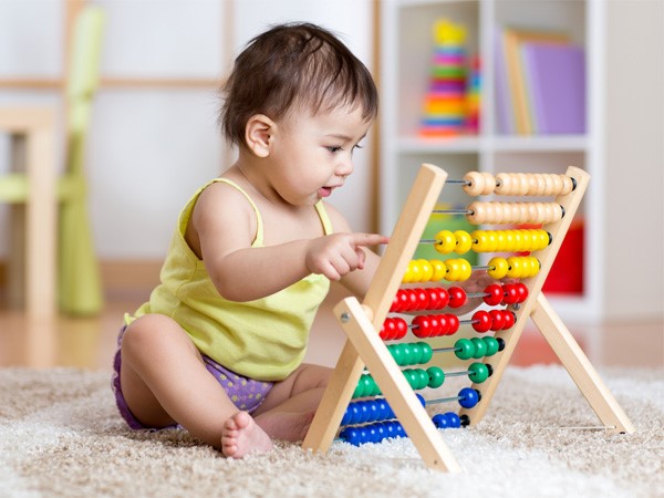 Lựa chọn đồ chơi thông minh phù hợp