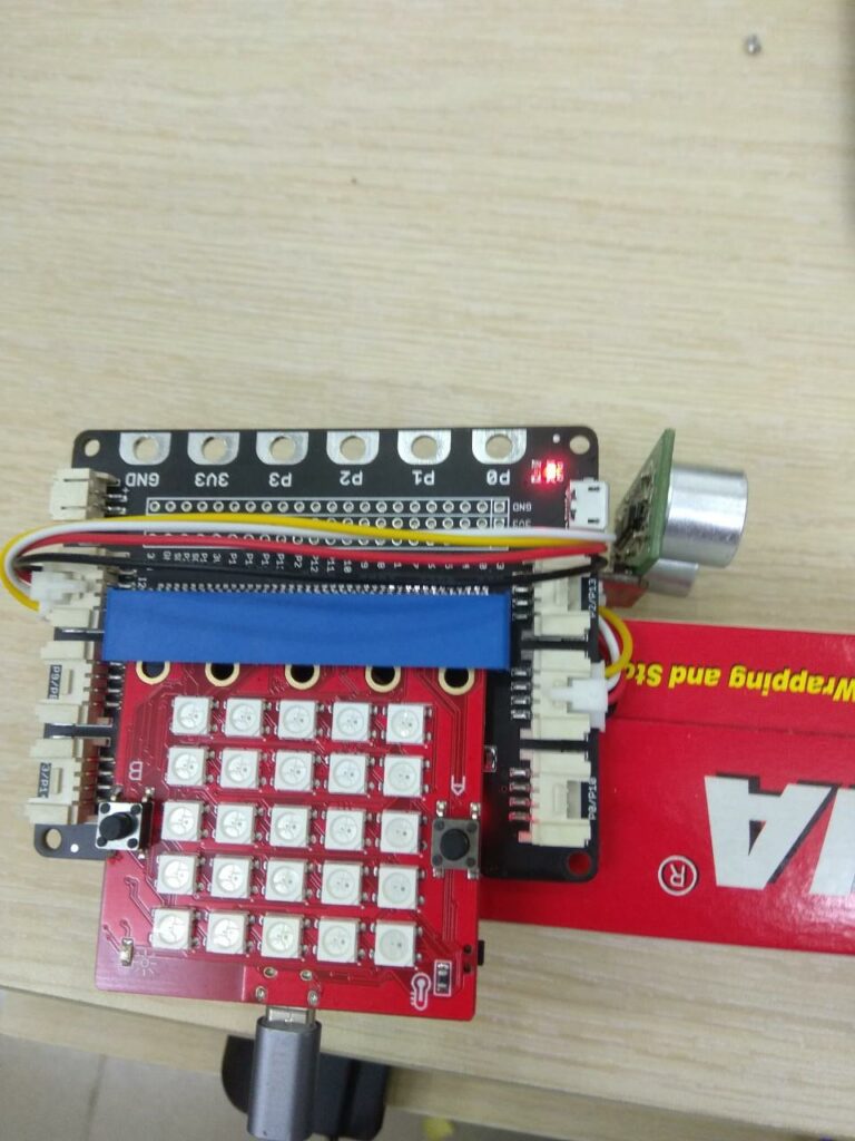 Gắn Yolo:Bit lên hộp