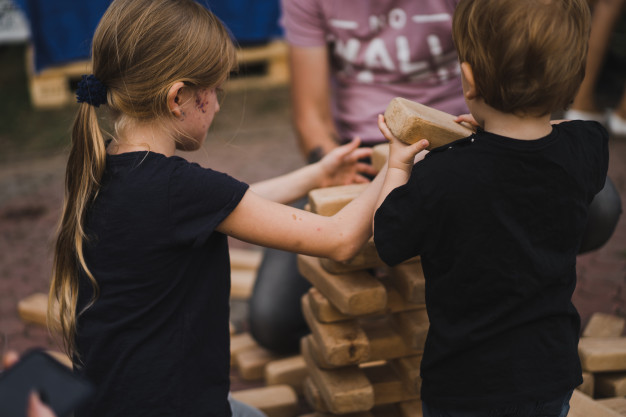 Phương pháp montessori là gì