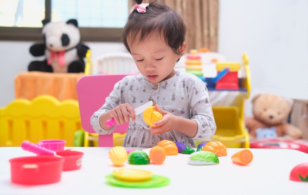 Phương pháp montessori cho trẻ từ 0 - 6 tuổi