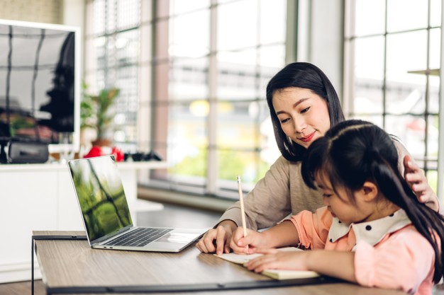 Yếu tố khoa học trong giáo dục STEM
