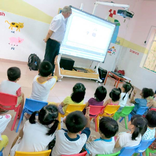 Phương pháp dạy tiếng Anh cho trẻ mầm non hiệu quả