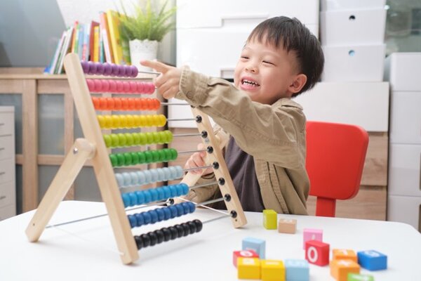 Montessori là gì?
