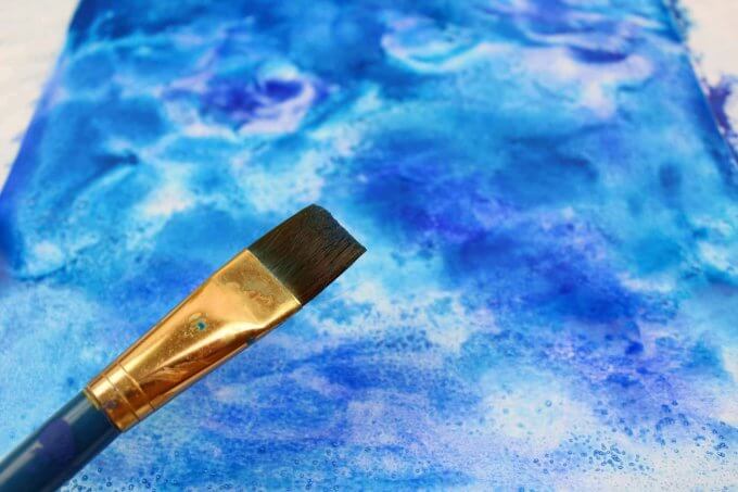Chọn màu yêu thích cho hoạt động STEAM vẽ đại dương