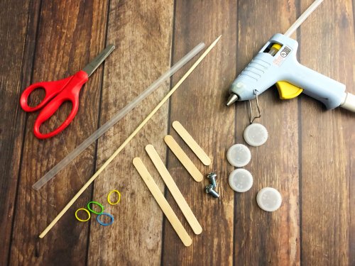 Chuẩn bị nguyên liệu làm xe ô tô 4 bánh tự chế