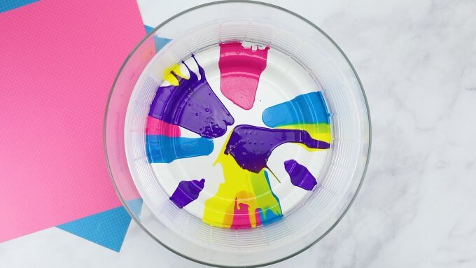 Hoàn thành nghệ thuật STEM Salad Spinner