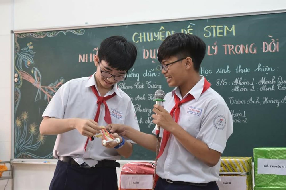 Giáo dục STEM môn Vật Lý trong đời sống xã hội