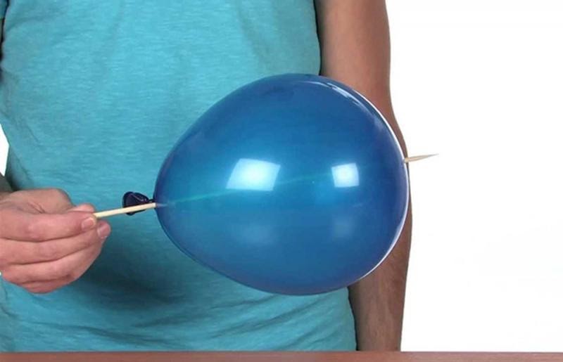 Thí nghiệm STEM: chọc que vào bóng mà không làm vỡ bóng