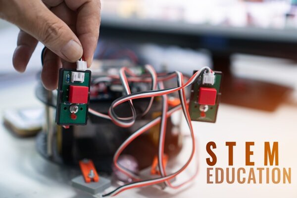 Tại sao STEM robotics lại quan trọng 