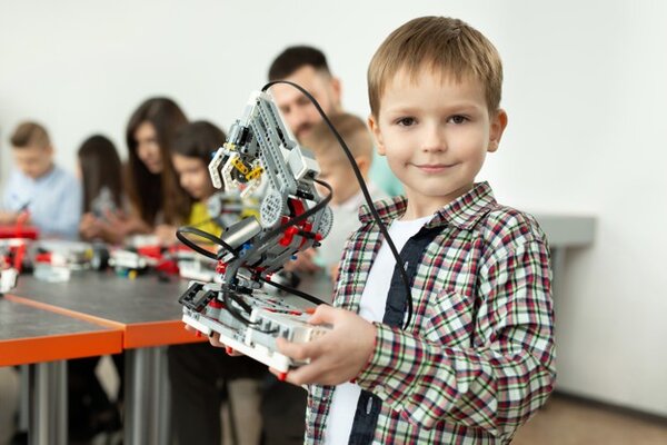 Mô hình học STEM robotics