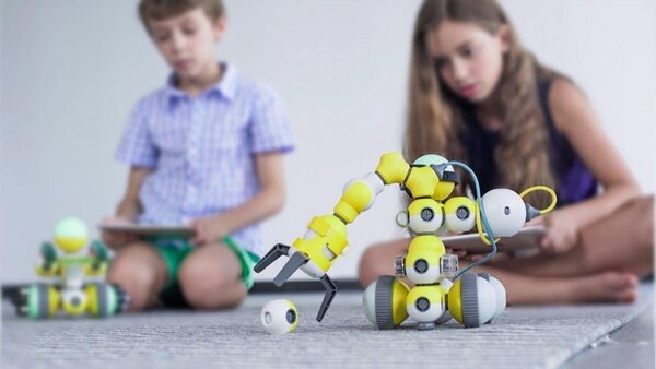 Đồ chơi robot cho trẻ em nào tốt nhất hiện nay?