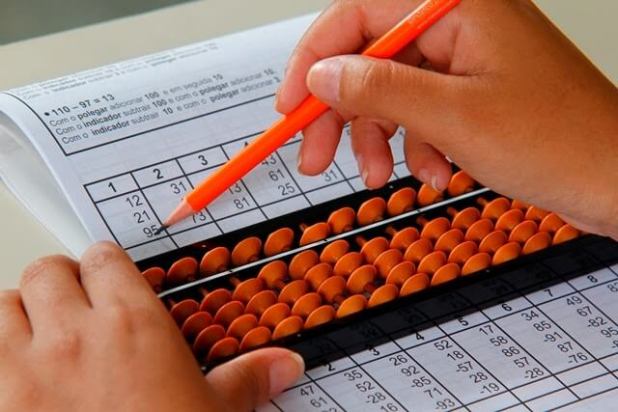 Những kỹ năng mà trẻ nhận được từ việc học toán tư duy Soroban là gì?