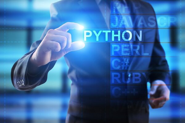 6 trang web học code Python online bạn nên biết