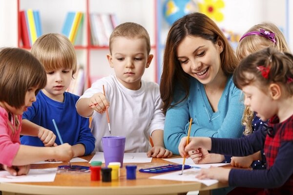 Phương pháp dạy trẻ kém tập trung tại nhà trường