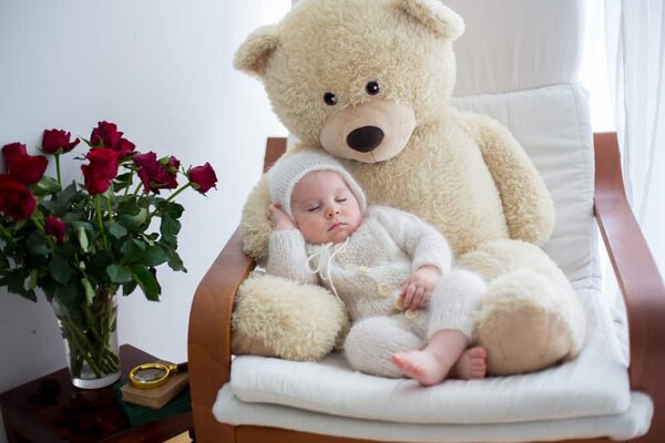 Nuôi con theo phương pháp Easy giúp các bé có một chế độ sinh hoạt điều độ