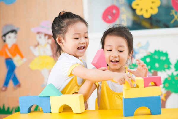 Trò chơi cho bé 5 tuổi giúp phát triển về thể chất lẫn tinh thần