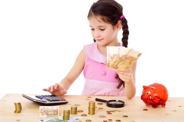 Kỹ năng sống cho trẻ mầm non biết quản lý tiền bạc
