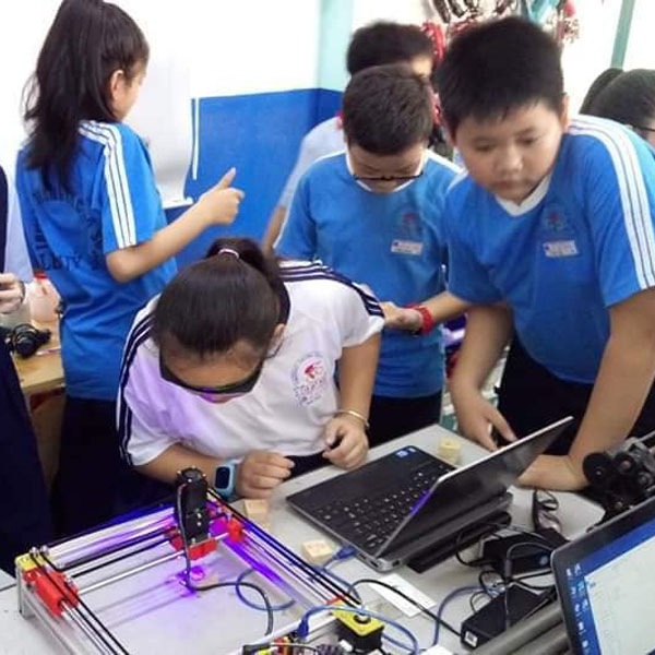 Hướng dẫn cách tổ chức CLB STEM chi tiết