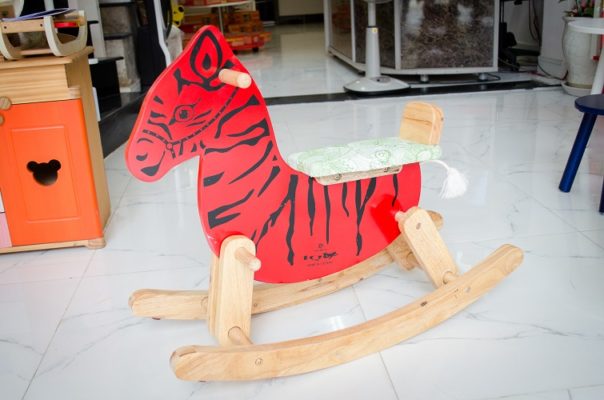 Đồ chơi gỗ - Ngựa bập bênh Rocco