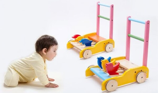 Xe đẩy tập đi