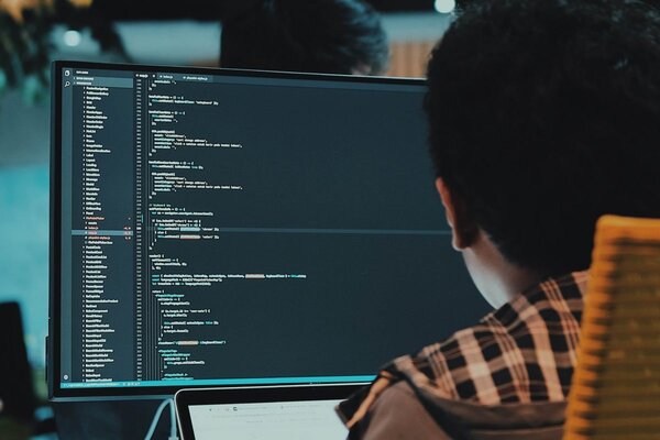 Viết code là gì? Cách đơn giản để viết code