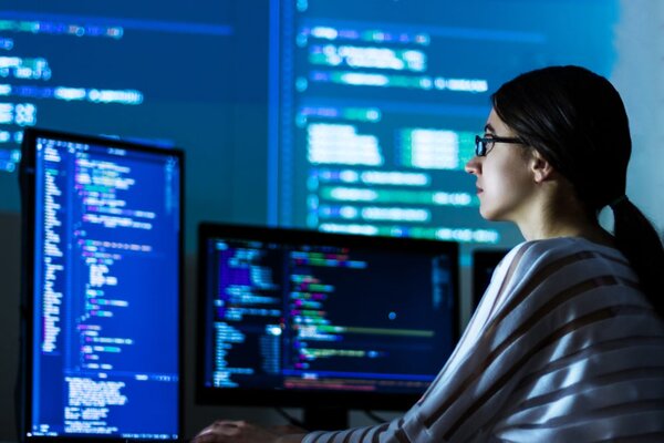 GitHub là gì? Tại sao nó lại trở nên phổ biến như vậy?