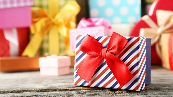 Gợi ý một số món quà sinh nhật cho bé trai 2021