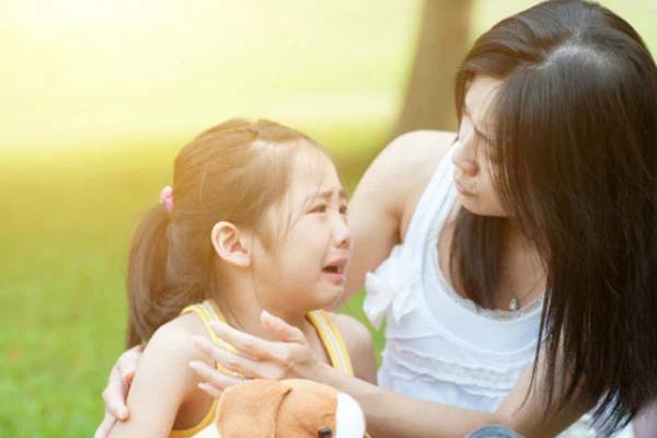 6 cách dạy con ngoan, đối phó con cộc cằn, thô lỗ