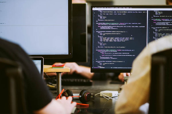 Viết code là gì? Bí mật để trở thành coder