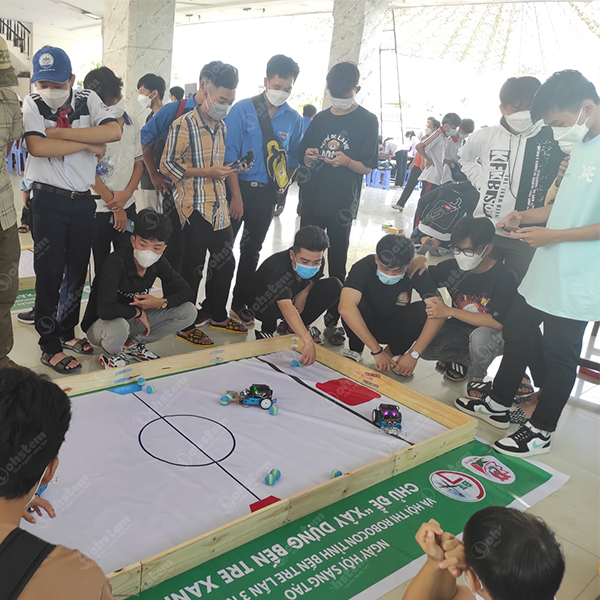 Cuộc thi sáng tạo về Robocon tại Bến Tre