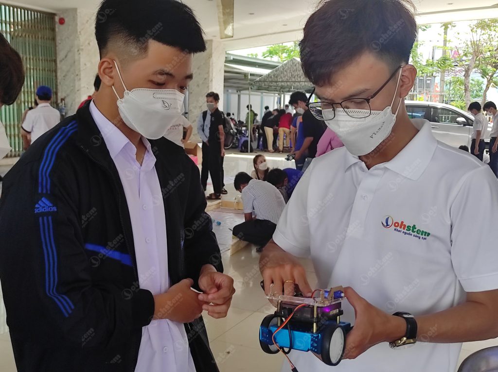 Một số hình ảnh trong sự kiện Robocon Bến Tre 