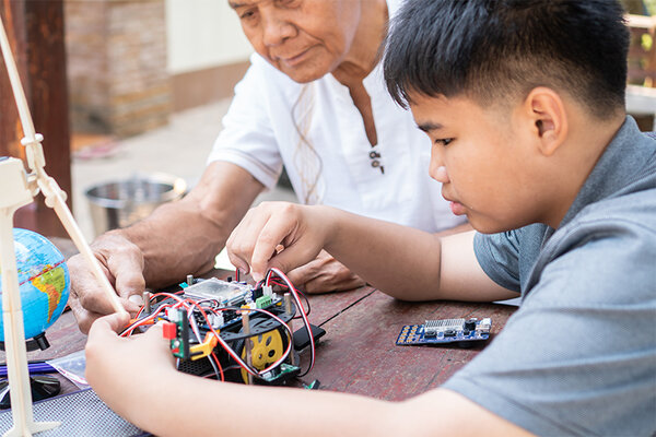 Ứng dụng phương pháp dạy học STEM tại nhà sao cho hiệu quả