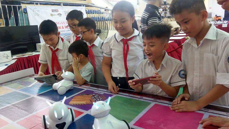 Lập trình robot STEM