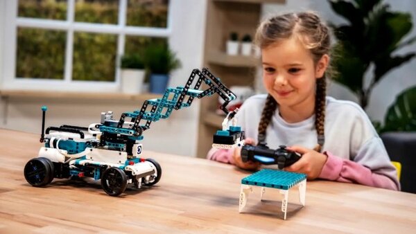 5 lợi ích hàng đầu của lập trình robot STEM
