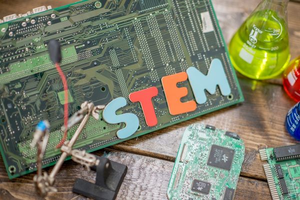 Tổng quan về bài giảng STEM