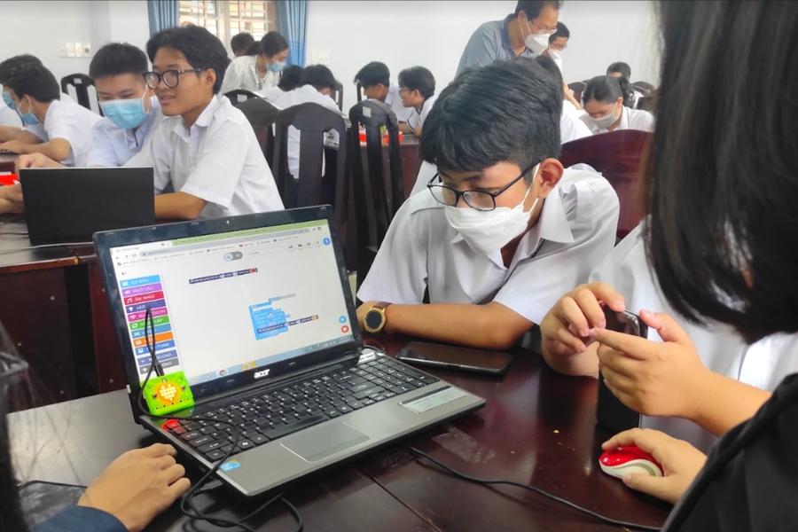 Trẻ học lập trình khi nào là tốt nhất?