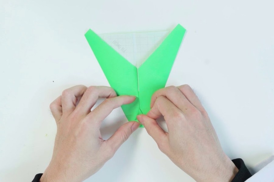 Dạy học STEM môn Toán Tiểu học với máy bay giấy