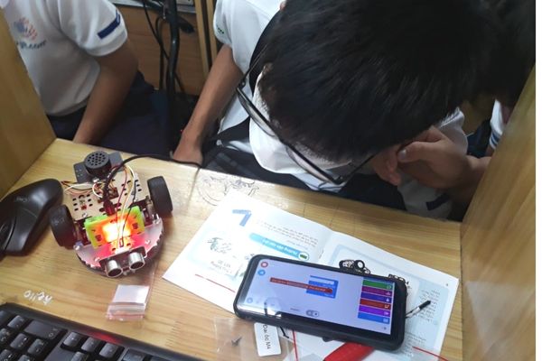 Lập trình robot là gì? Cách lập trình robot