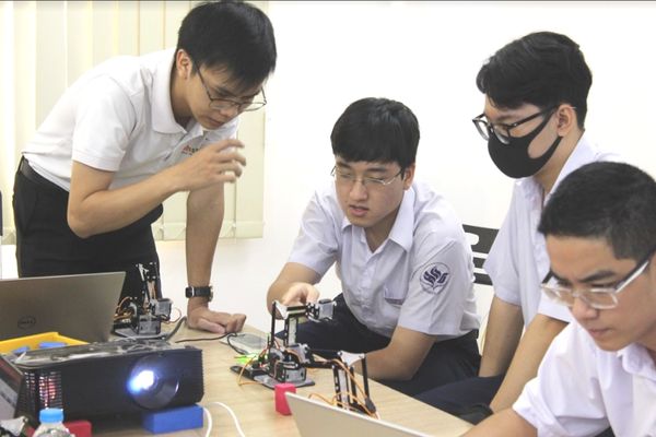 Trải nghiệm STEM là gì? Lưu ý