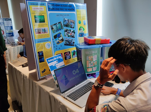 Dạy và học STEM