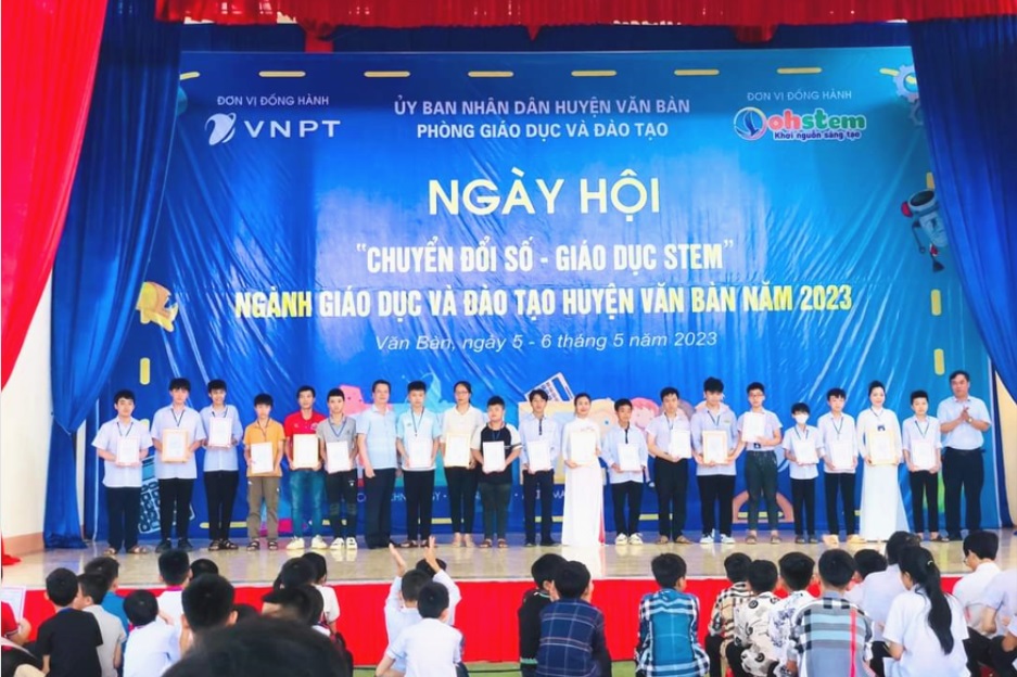 Hình ảnh tại hội thi Robocon Văn Bàn 2023
