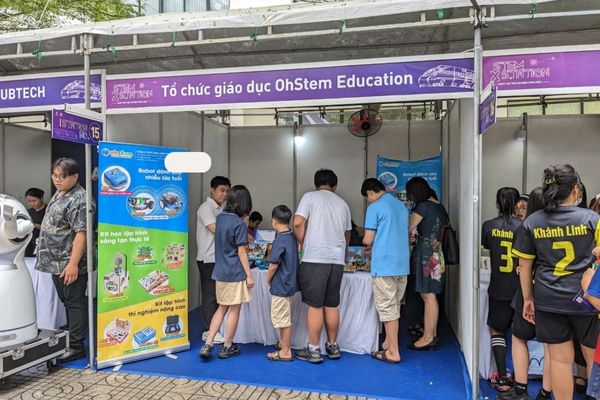 Trạm trải nghiệm của OhStem tại STEM X-Station